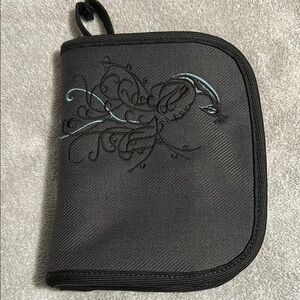 REI gray travel‎ wallet